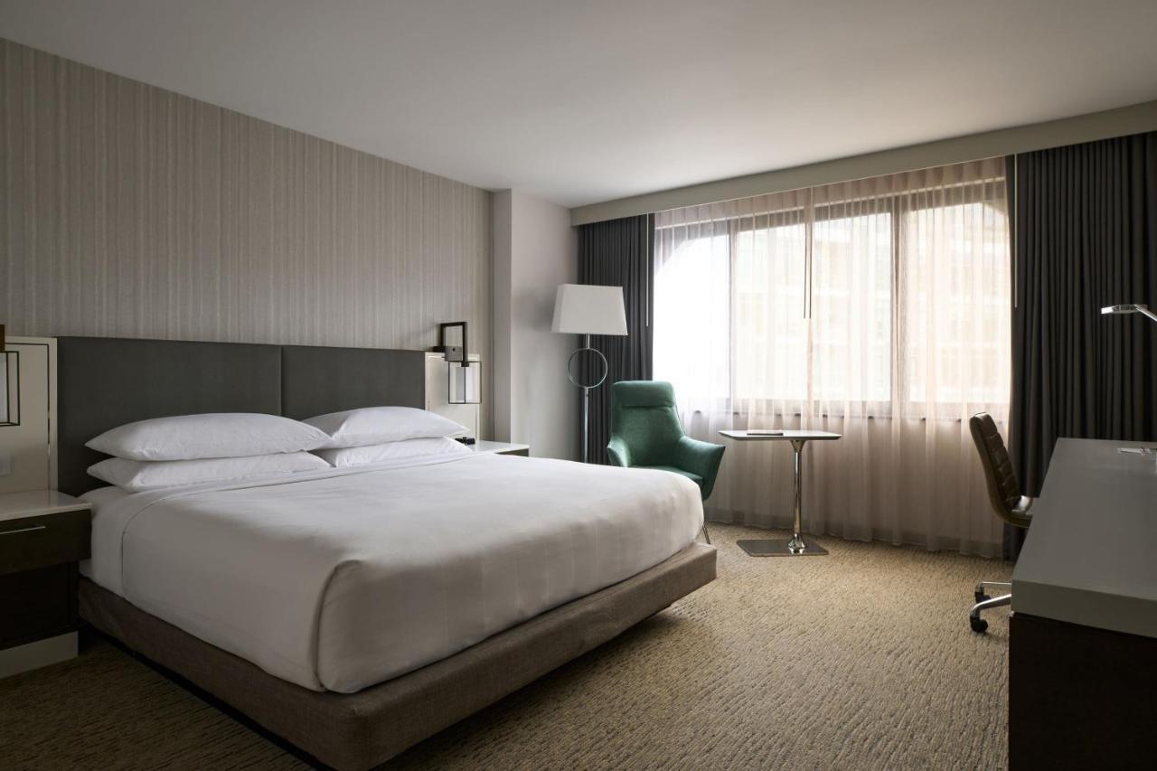 Отель Washington Marriott Georgetown Экстерьер фото