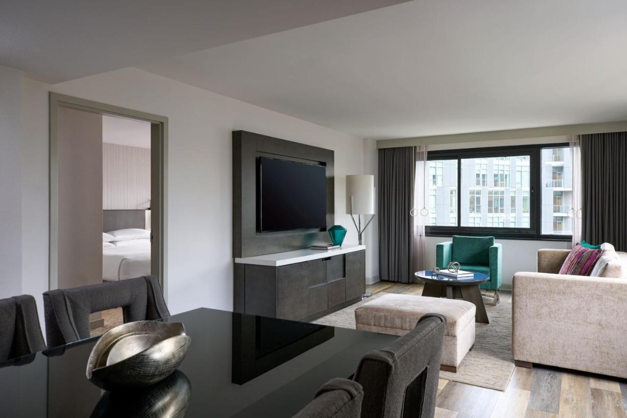 Отель Washington Marriott Georgetown Экстерьер фото