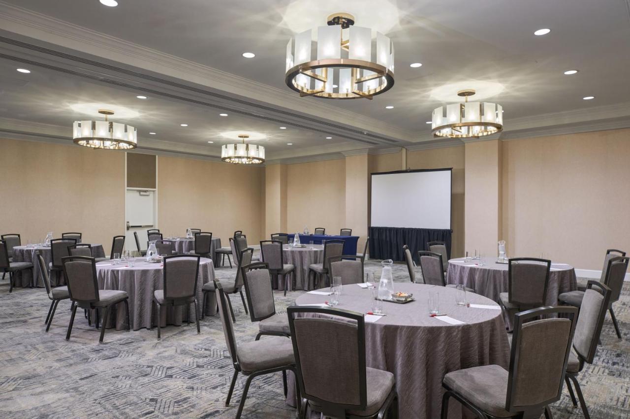 Отель Washington Marriott Georgetown Экстерьер фото